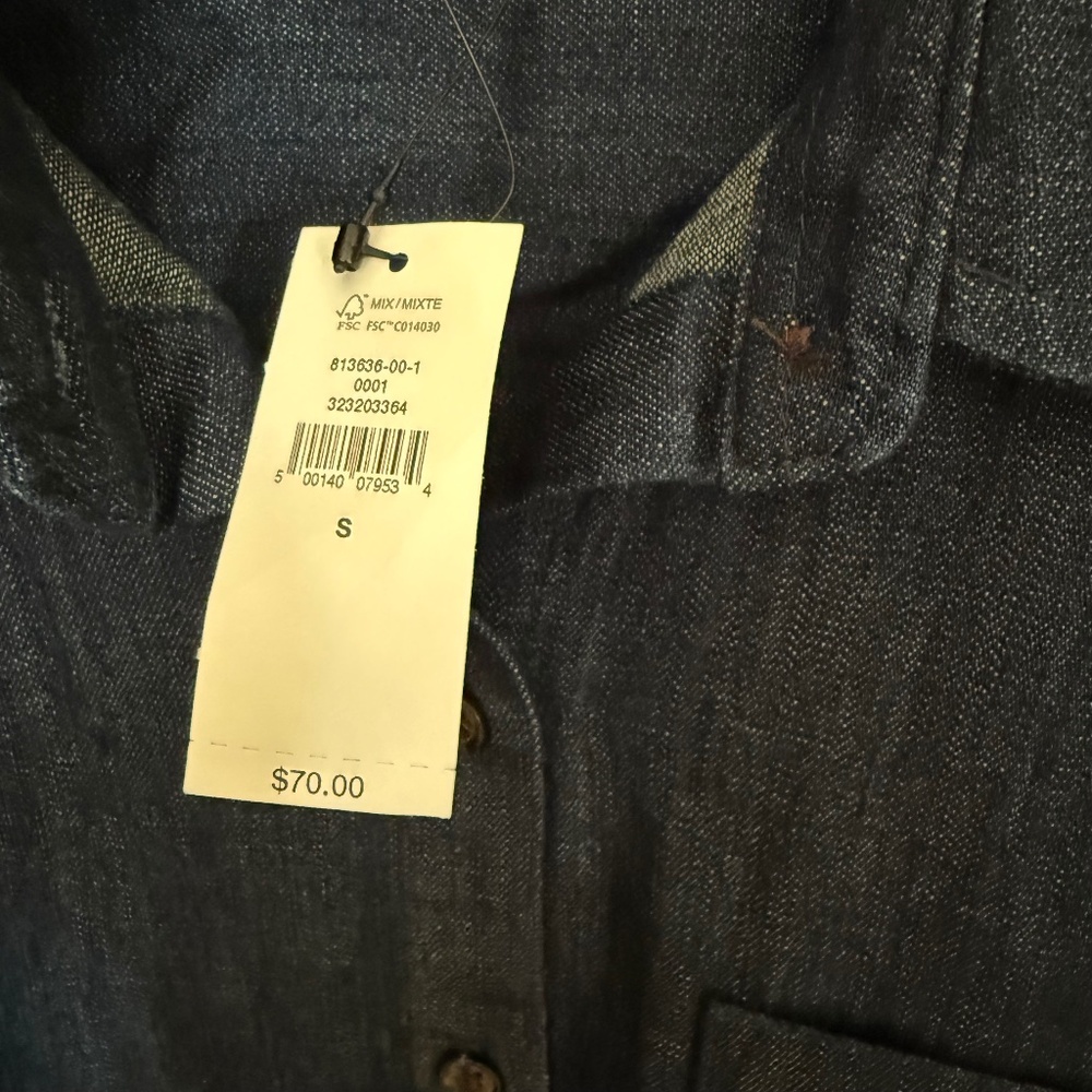 NWT Banana Republic Factory Dark Wash Denim Shirt | Small - Picture 2 of 3